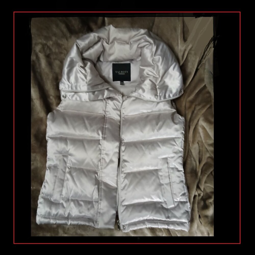 TALBOTS Goose Down Puffer Vest Silver Metallic Full Zip Up, Women's XS, Like New